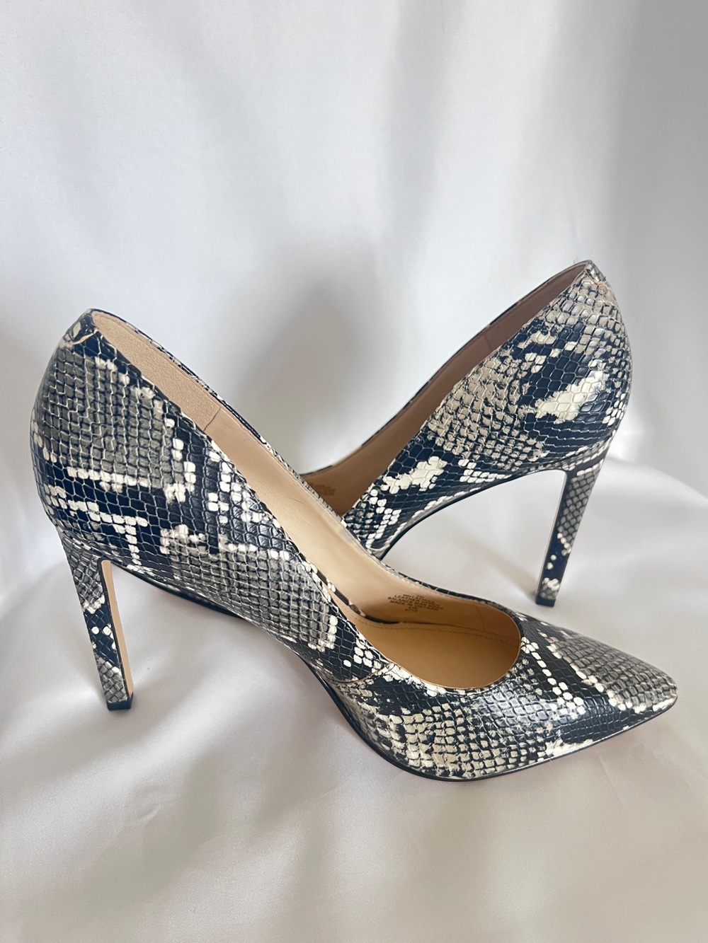 Nine West Ezra3 Snake-Print Pointed Toe Stiletto Pumps High Heels Size 9 M - Picture 3 of 7